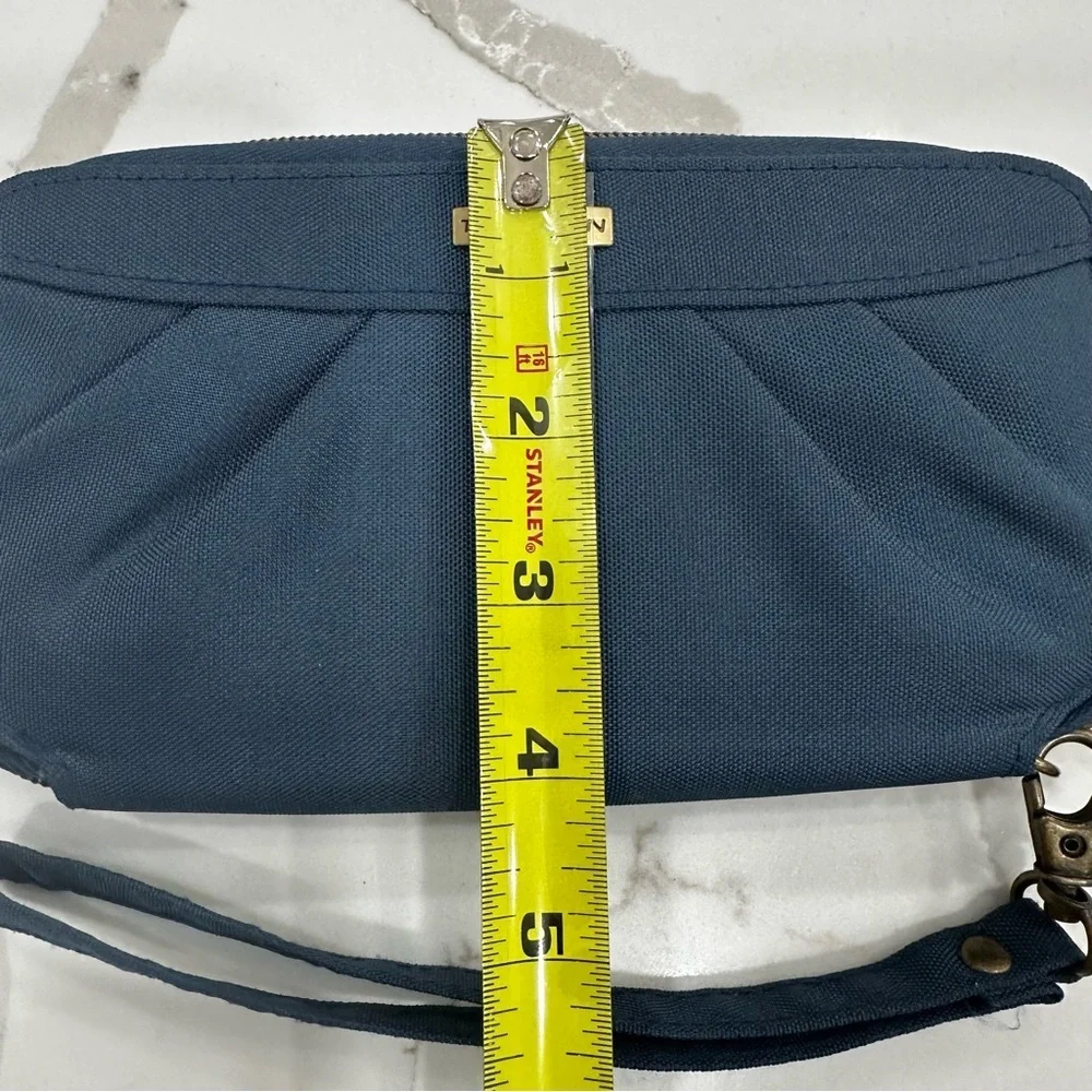 Travelon Anti-Theft RFID Blocking Wristlet Wallet - Navy Blue & Teal